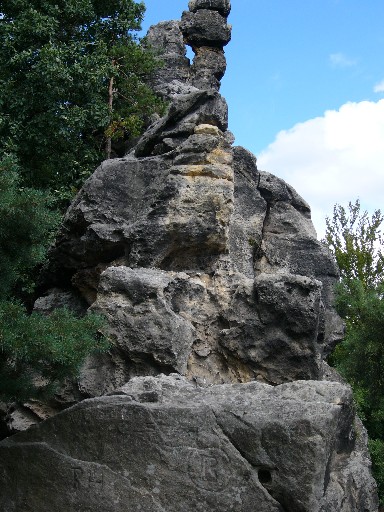 Krkavčí skály (Vajoletky)